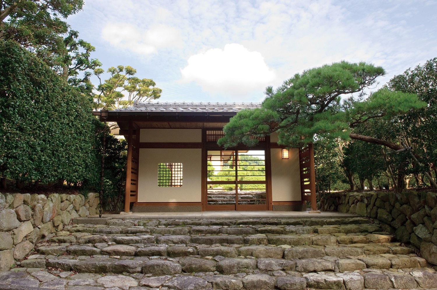 Chikushi Jogakuen University Campus image