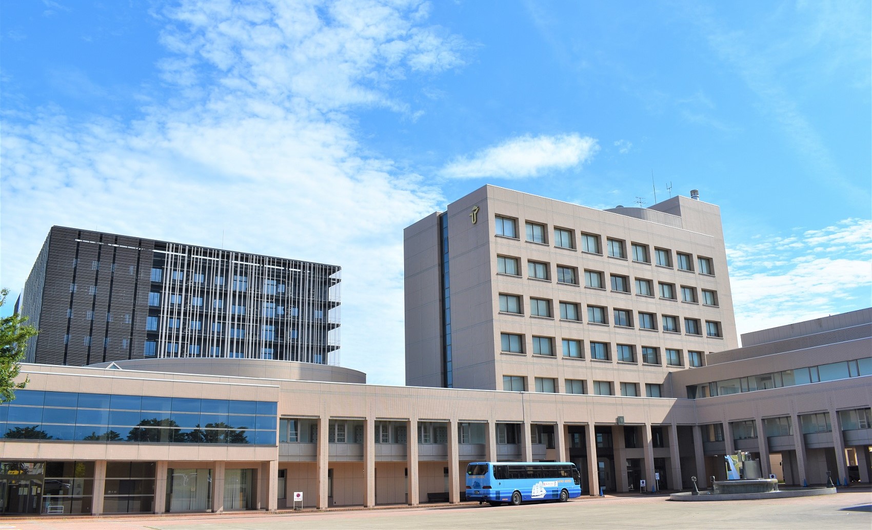 Toyama Prefectural University Campus image